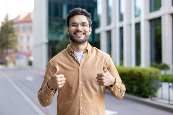 彼女がいるか聞くのは好意の匂わせになる？脈ありだと解釈される？