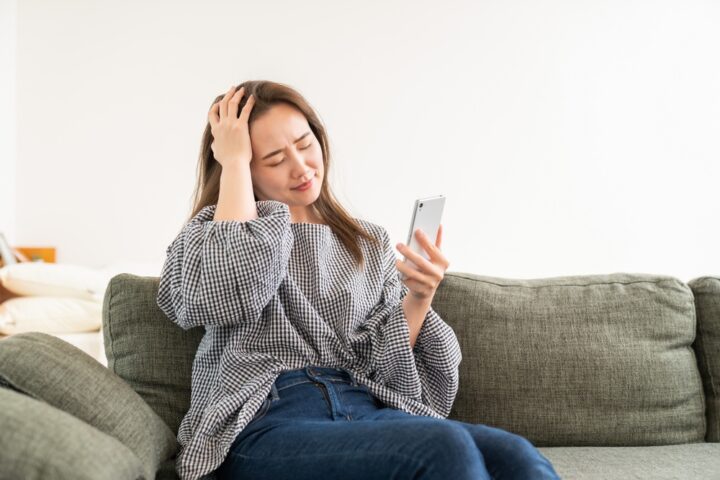 彼氏が飲み会で朝まで連絡ない…！連絡なしで朝帰りする彼氏への対応はどうする？