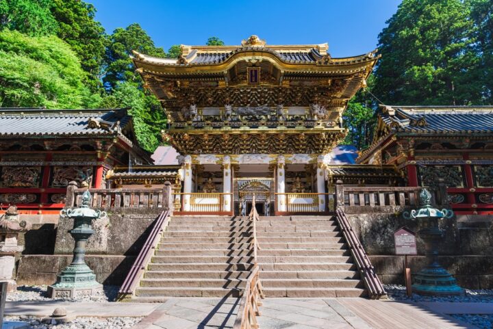 神社で風が吹くスピリチュアルな意味とは？参拝時の突風や強く吹く理由を解説