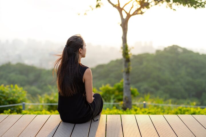 不要な物を捨て、身の回りを整理整頓する